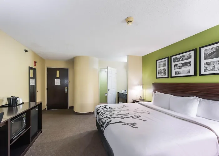 Sleep - Chicago 4*