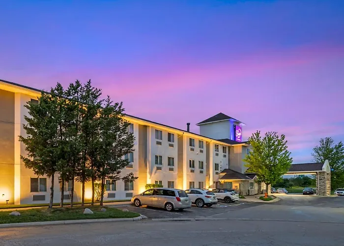 Sleep - Chicago Inn Naperville