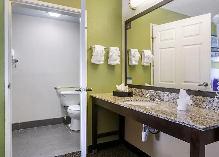 Sleep - Chicago 4* Naperville